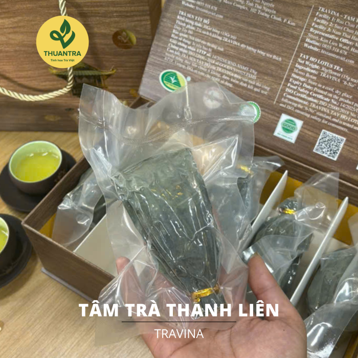 tam-tra-thanh-lien-set-qua-bieu-tra-sen-2